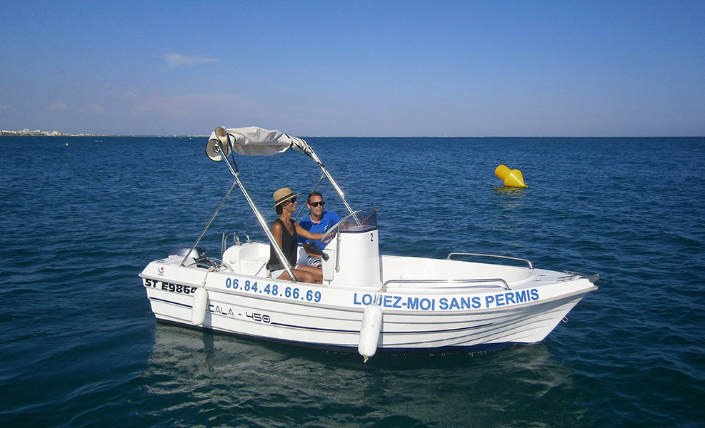 Easy Boat Palavas. Location de bateaux sans permis à Palavas les Flots. Promenade en mer ou sur les canaux. Forfait pêche. Idéal pour les couples et les familles.
